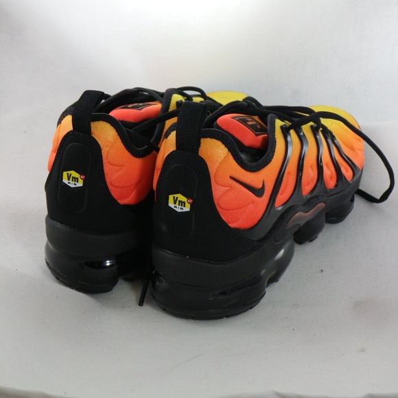 SOLD! NIKE VaporMax Plus Sunset Sneakers Deadstock - Picture 6 of 8